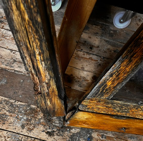 Rotten Cratch Board